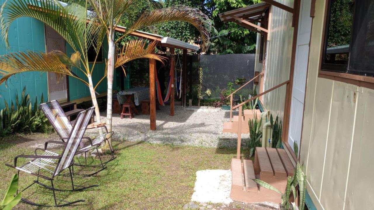 ホテル Container House カウイータ エクステリア 写真